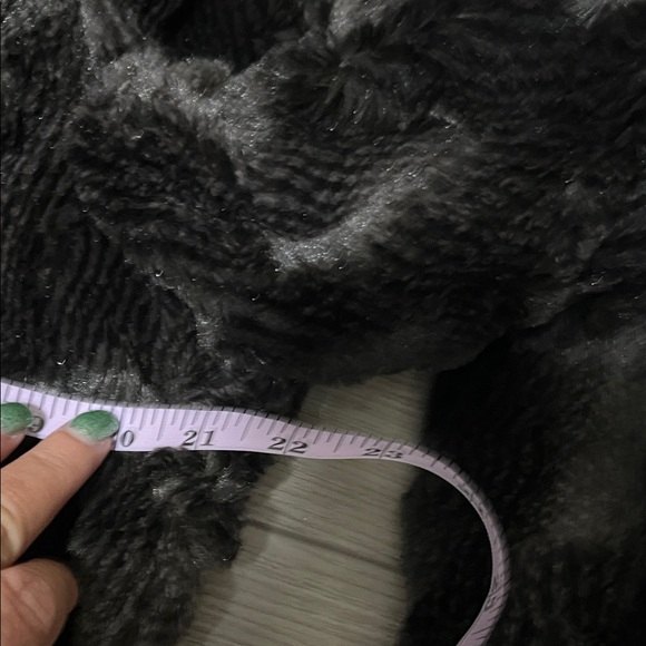 Elegant Brown Faux Fur Coat - Picture 10 of 10